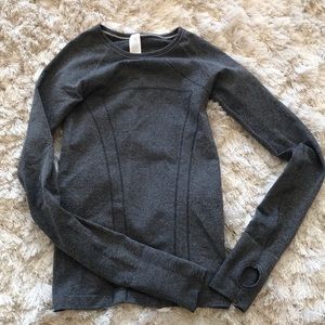 Ivivva Girls Fly Tech Pullover Grey